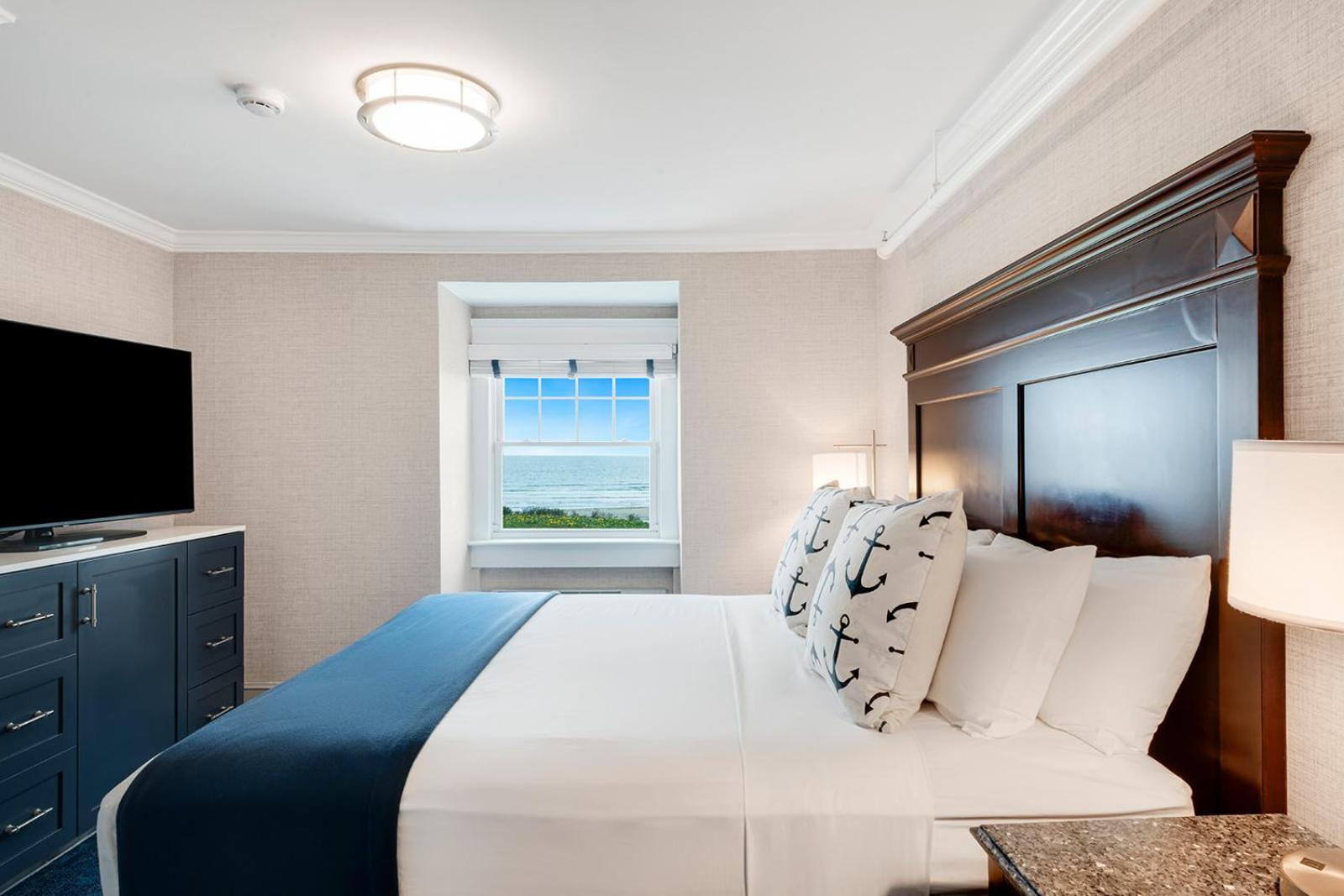 Newport Beach Hotel & Suites Middletown Esterno foto
